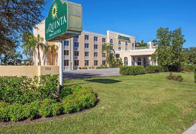 La quinta inn & suites by wyndham sarasota downtown
