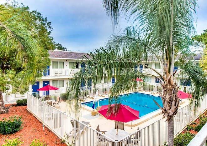 Motel 6 Venice Fl Image