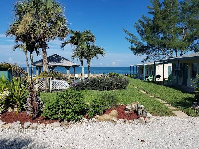 Seafarer beach resort