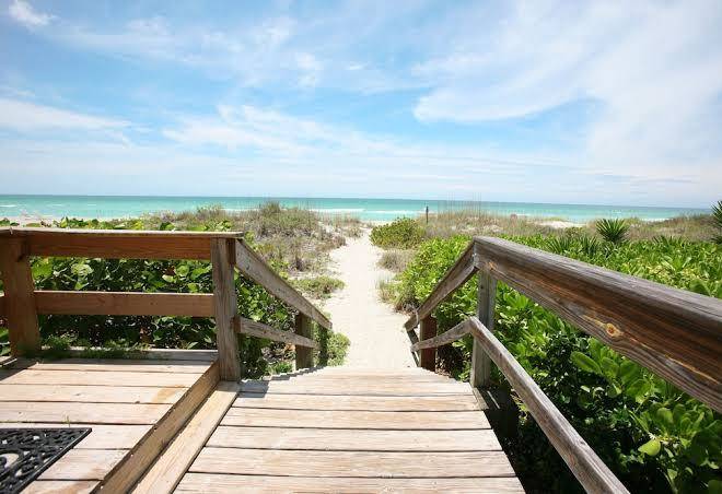 The beach on longboat key resort