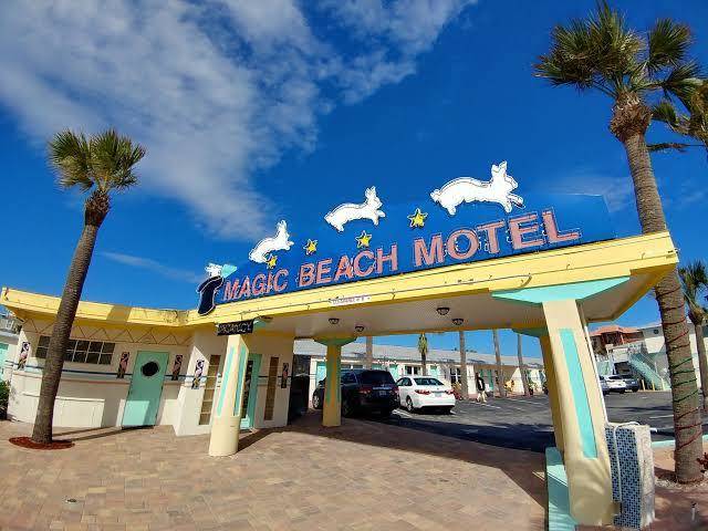 Magic beach motel