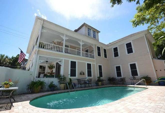 The kenwood inn