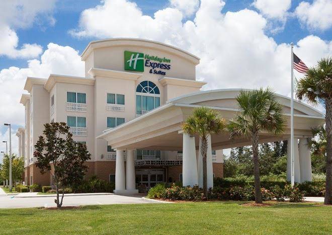 Holiday inn express & suites fort pierce west