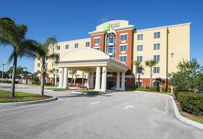 Holiday inn express & suites port st lucie west