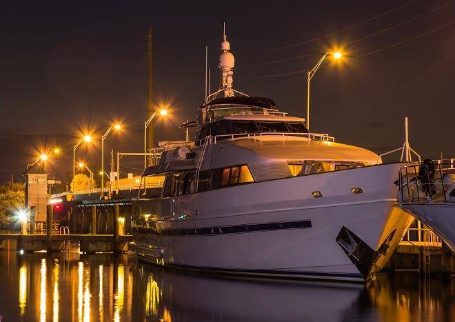 Salt Dancer Mega Yacht Image