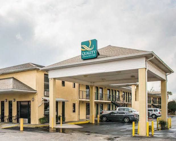 Quality inn & suites live oak