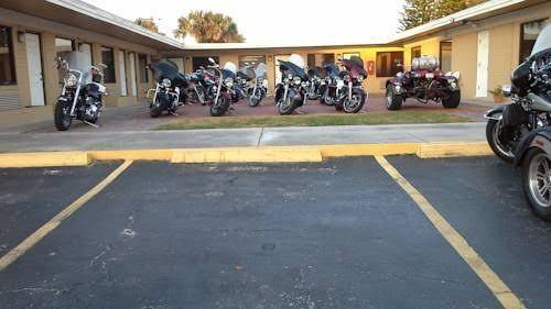 A1a travel inn