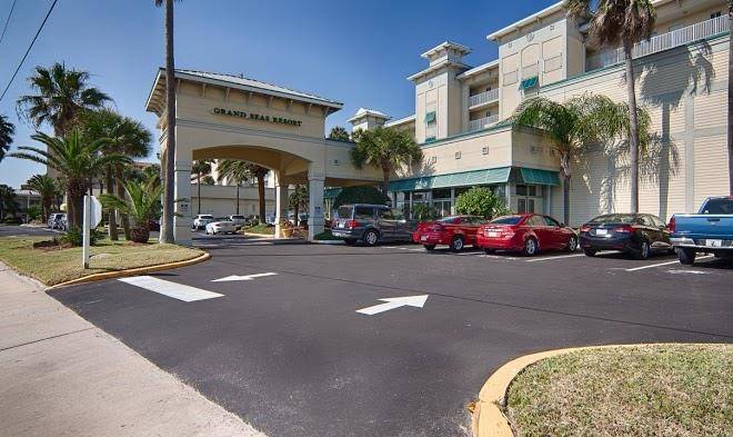 Grand seas resort
