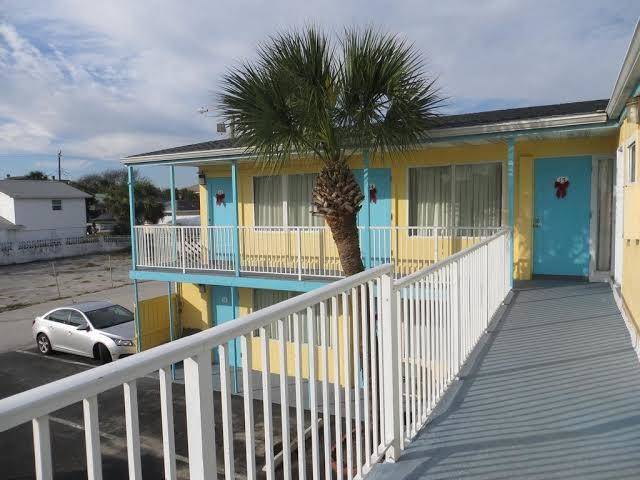 Skyway motel