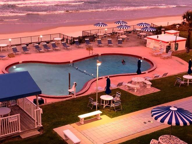 Tropical Manor Image