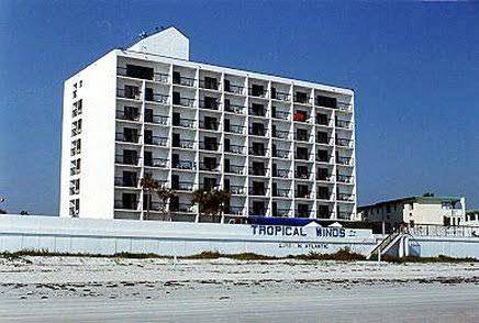 Tropical winds oceanfront hotel