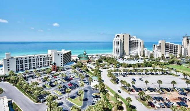 Luau condominium association