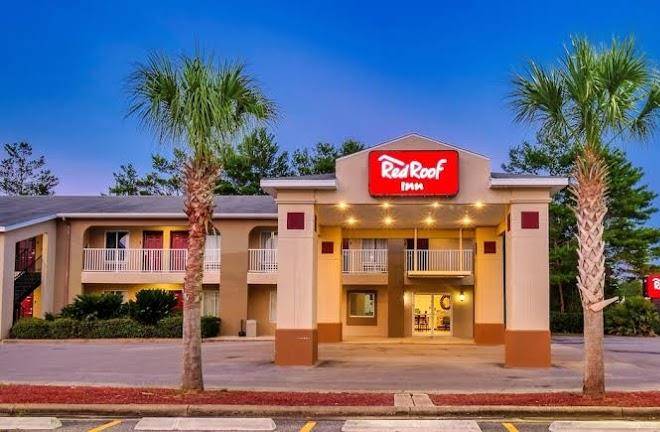Red roof inn defuniak springs