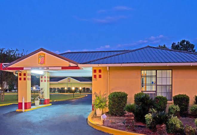 Super 8 by wyndham chipley