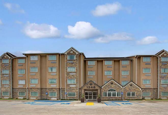 Microtel Inn & Suites By Wyndham Cartersville Image