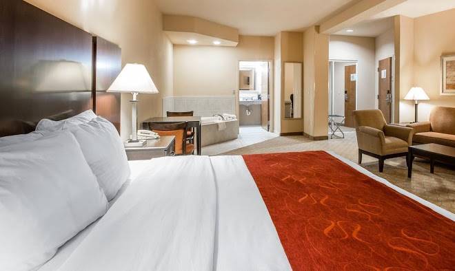 Comfort Suites hotel Macon
