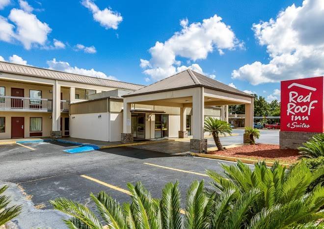 Red roof inn & suites statesboro university