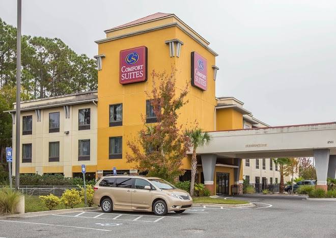 Comfort suites kings bay naval base area
