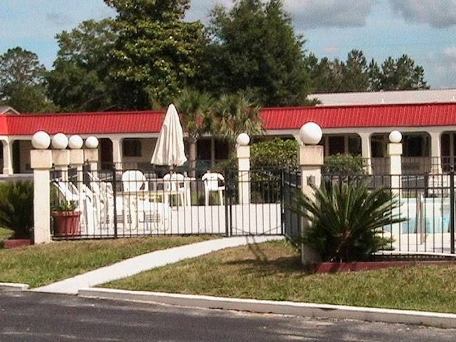 Relax inn folkston