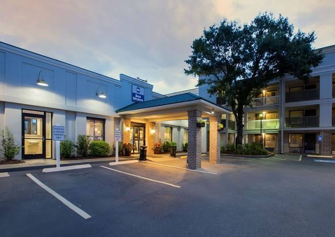 Best Western Savannah Historic District Image