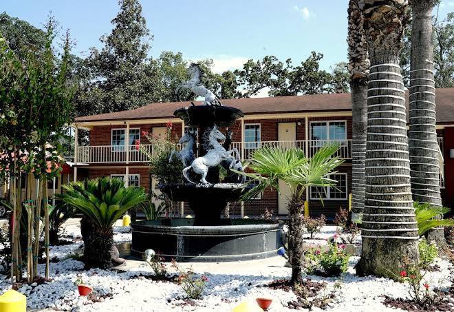 Savannah inn and suites extended stay