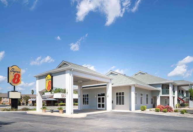 Super 8 by wyndham port wentworth savannah area