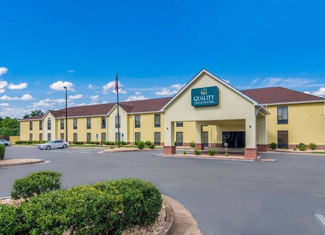 Quality inn & suites canton ga
