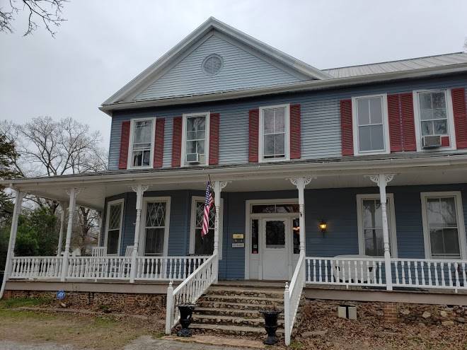 Red oak manor