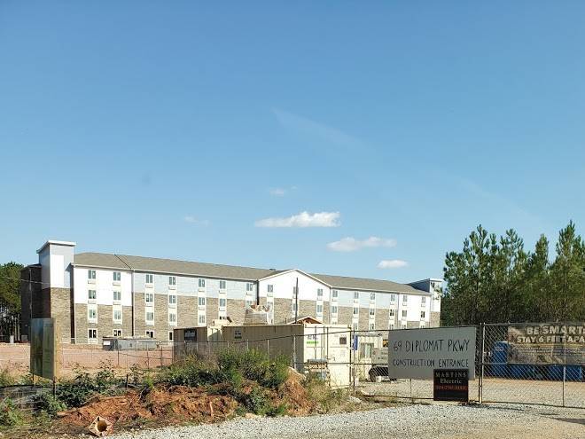 Woodspring suites newnan