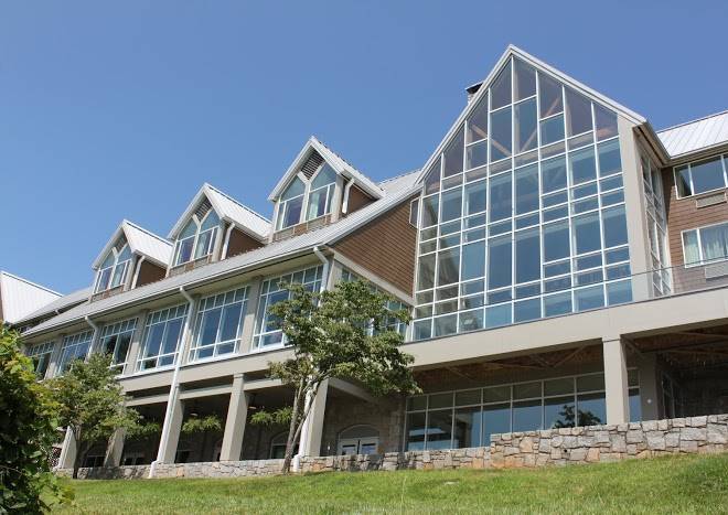 Amicalola falls state park & lodge