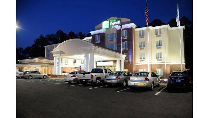 Holiday inn express & suites bainbridge