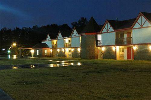 Affordable hotel decatur