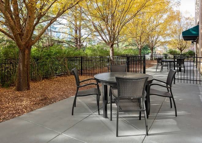 Hilton Garden Inn Atlanta Perimeter Center Image