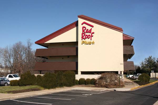 Red roof plus+ atlanta buckhead