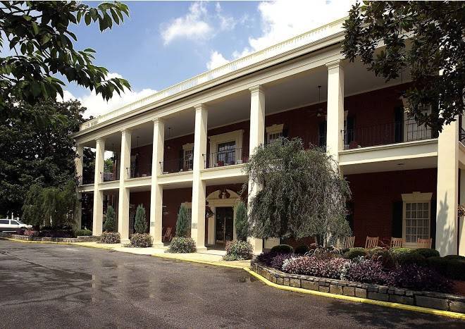 Stone Mountain Inn Image