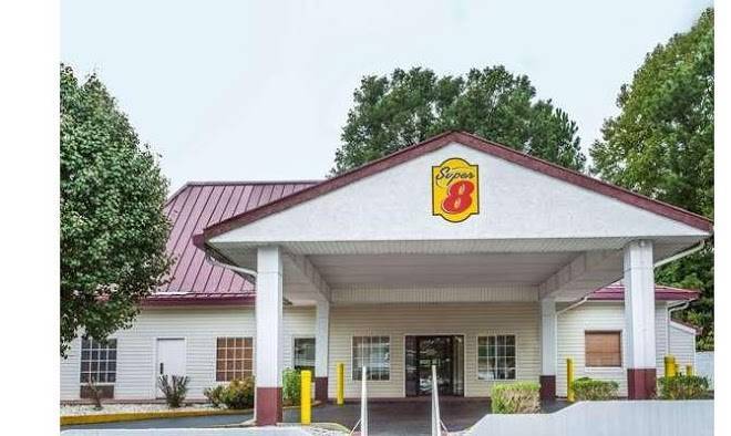 Super 8 by wyndham atlanta northeast ga