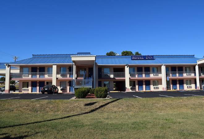 Royal inn douglasville