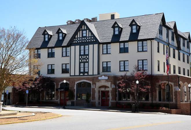 The samuel elbert hotel