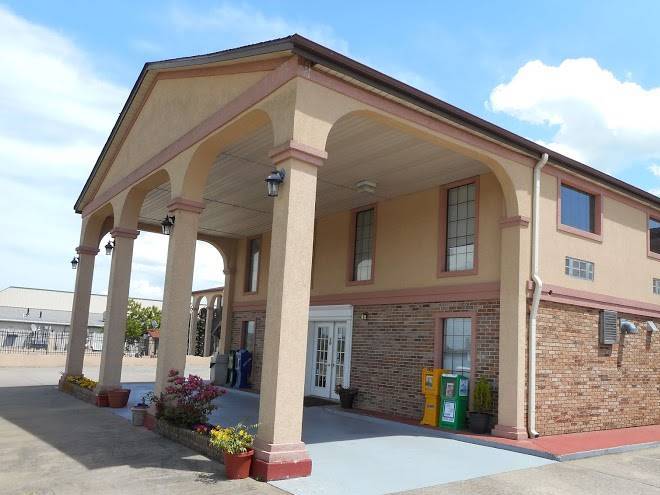 Americas Best Value Inn Blue Ridge Image