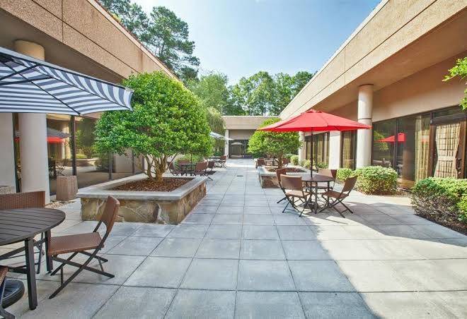 Hilton Peachtree City Atlanta Hotel & Conference Center