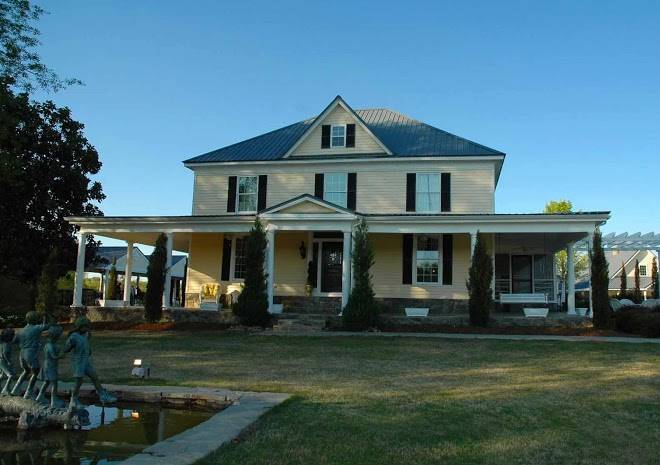 Little l estate