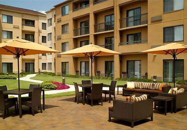 Courtyard by marriott atlanta airport north virginia avenue