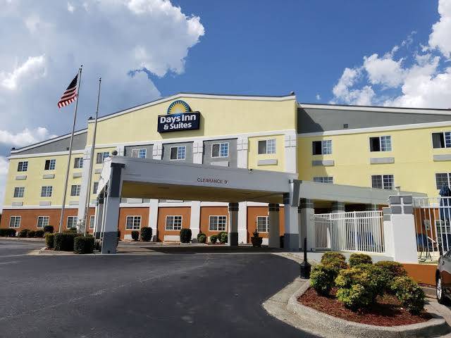 Days inn & suites by wyndham union city