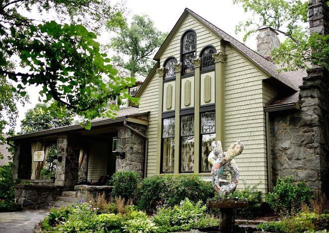 Stonehurst place