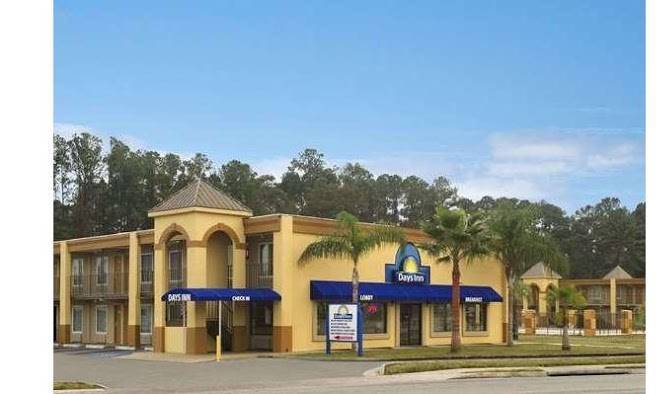 Days inn by wyndham brunswick st simons area