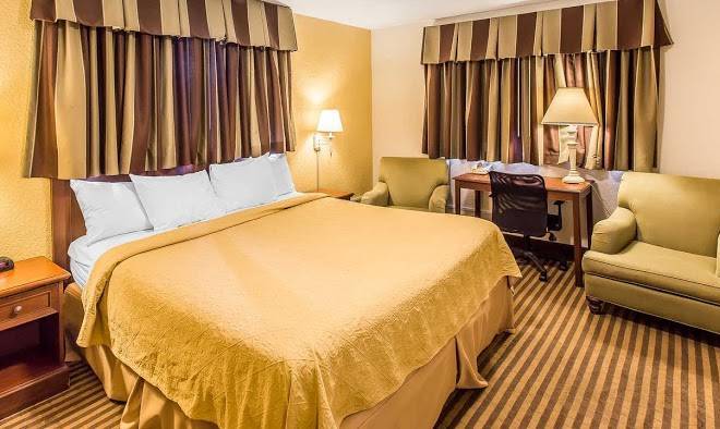 Seafarer inn & suites ascend hotel collection