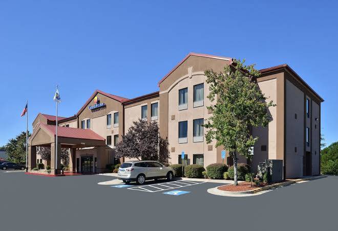 Comfort inn & suites at stone mountain