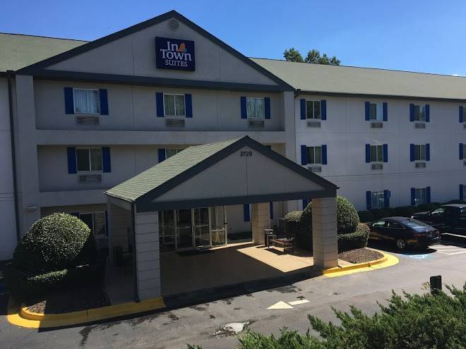 Intown Suites Extended Stay Atlanta Ga Duluth Image