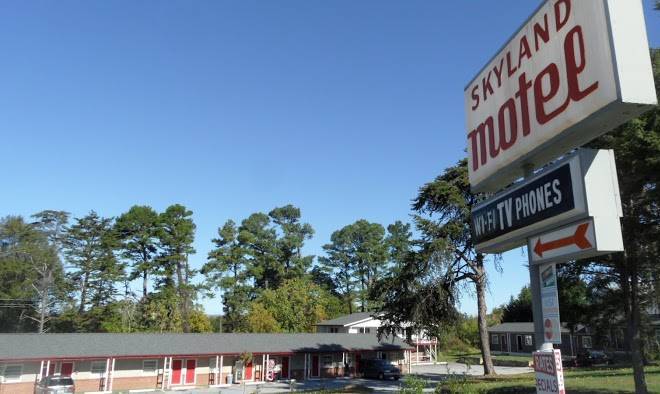 Skyland motel