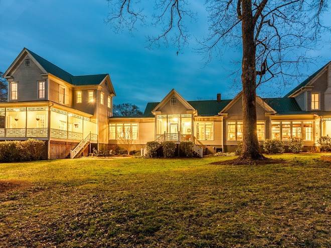Southern seasons inn